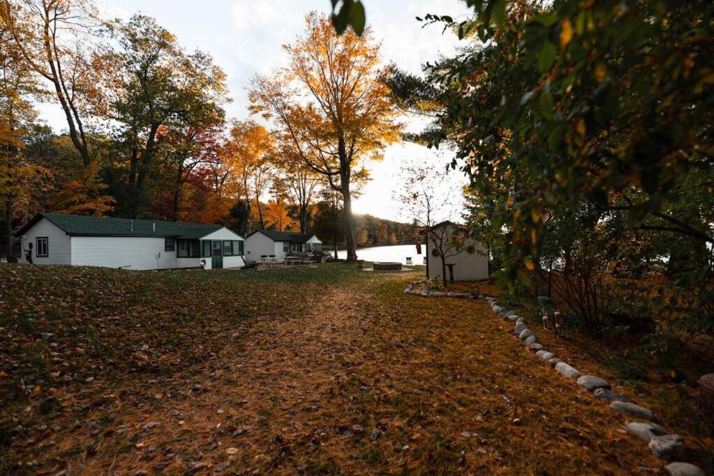 Big Blue Lake Cottages, Llc - Cottage #5 Holton Exterior foto
